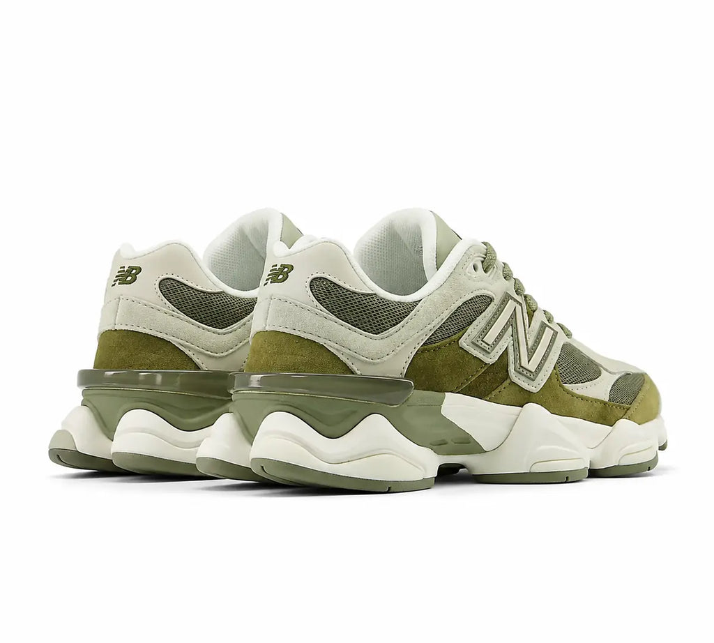New Balance 9060 „Dark Olivine with Olivine“
