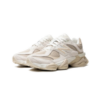New Balance 9060 „Beige White“