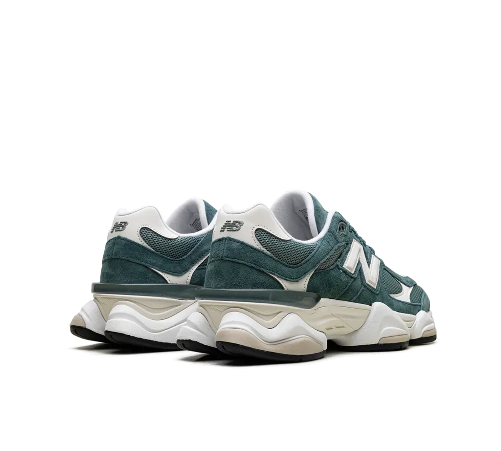 New Balance 9060 „New Spruce Angora“