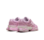 New Balance 9060 „Pink Overdye“