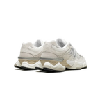 New Balance 9060 „Moonbeam Sea Salt“