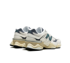 New Balance 9060 „New Spruce“