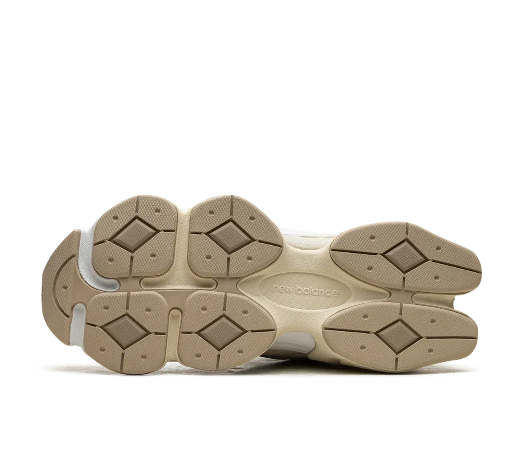 New Balance 9060 „Mushroom Brown“