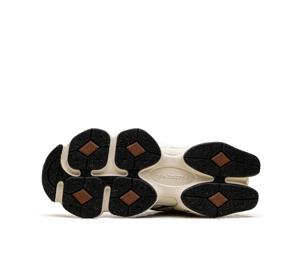 New Balance 9060 „Breakfast Tea Angora“