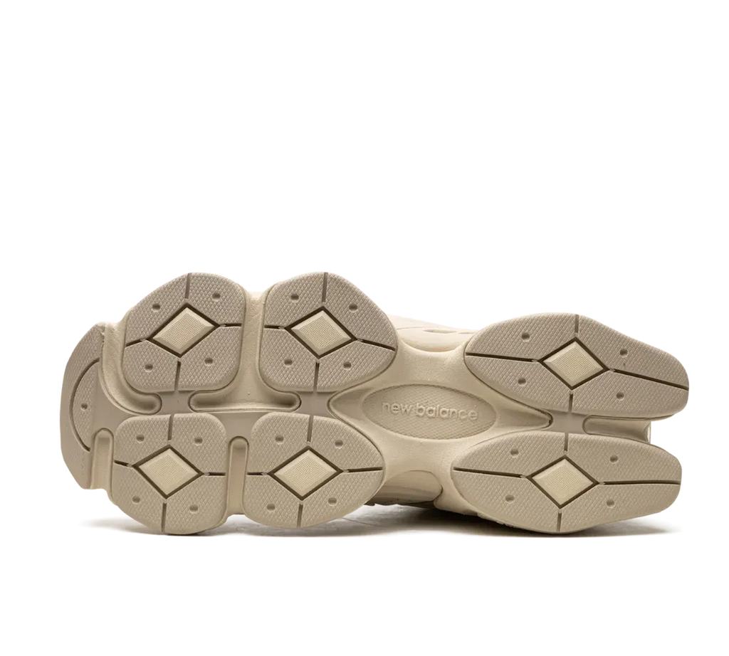 New Balance 9060 „Turtledove Black“